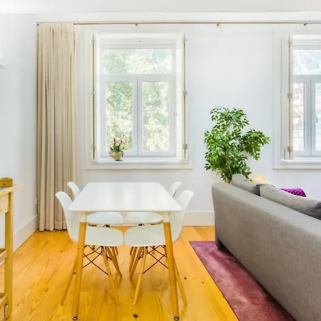 Hello Firehouse Apartment *